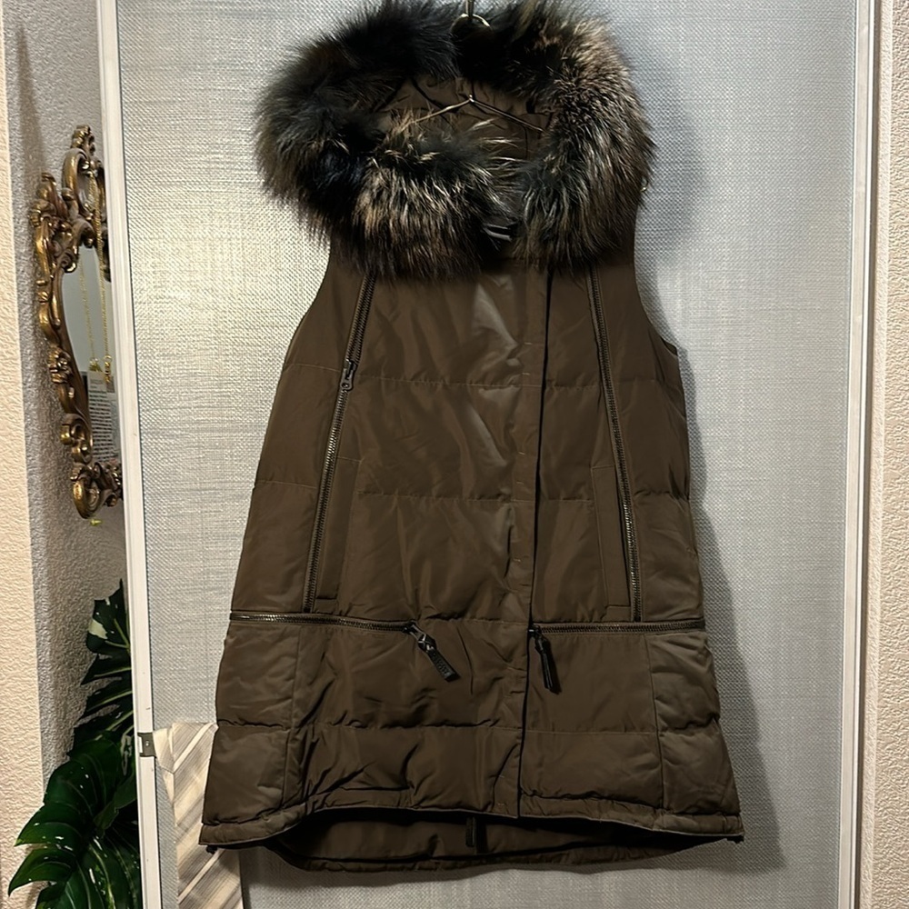 Derek Lam 10 Crosby green puffer vest with fur trim size M